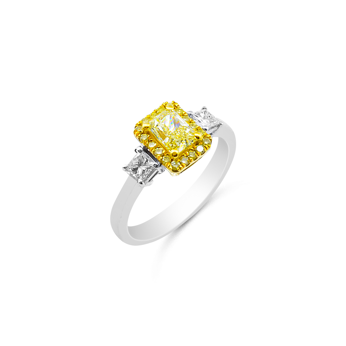 Δαχτυλίδι Κ18 με φυσικά διαμάντια fancy yellow και princess cut