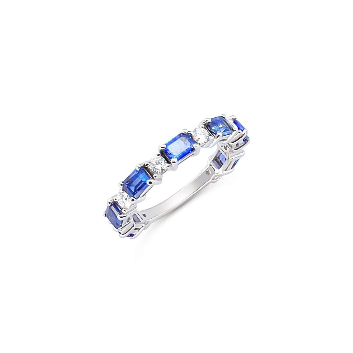 Δαχτυλίδι Κ18 eternity με ζαφείρι emerald cut και φυσικά διαμάντια