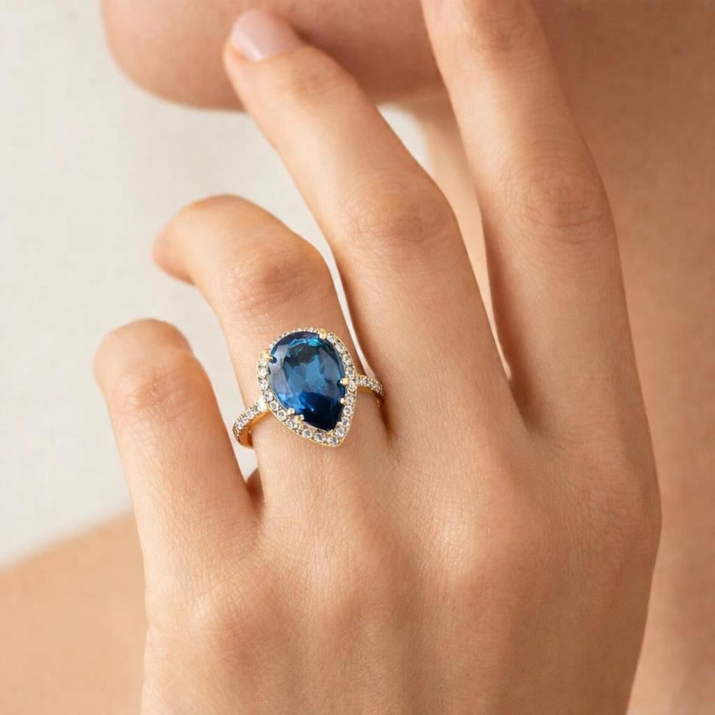 18K Gold Ring with Natural Pear-Cut London Blue Topaz and Natural Diamonds