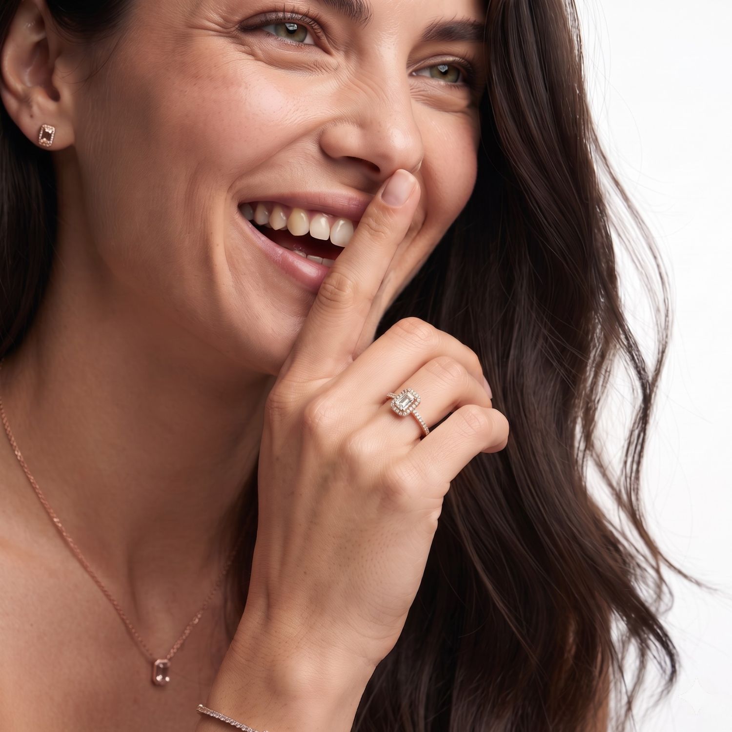 Δαχτυλίδι 18Κ με Φυσικό Morganite Emerald Cut και Φυσικά Διαμάντια