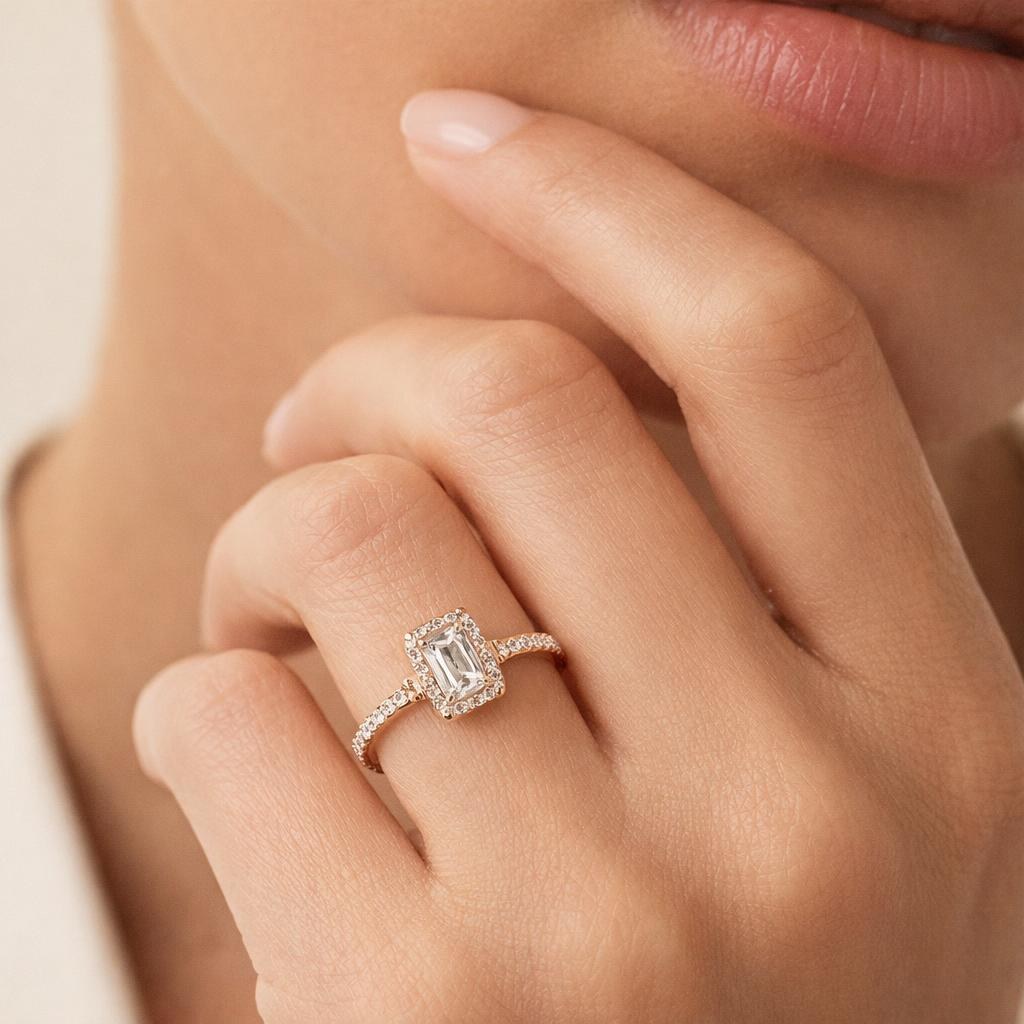 Δαχτυλίδι 18Κ με Φυσικό Morganite Emerald Cut και Φυσικά Διαμάντια